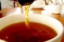 Kiek kalorijų yra įvairių rūšių arbatoje su įvairiais priedais?